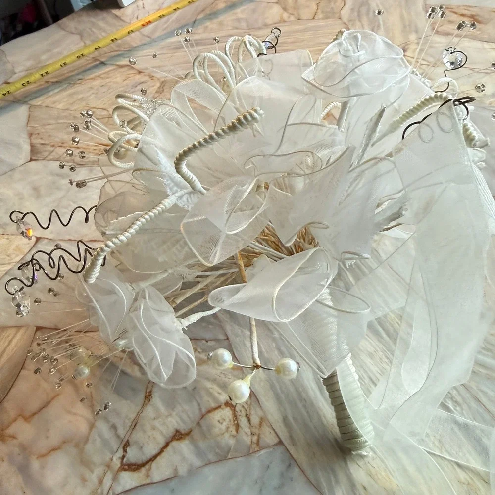 White Bridal Wedding Bouquet Artificial Flowers Pearls Rhinestones‎ Crystal Wire